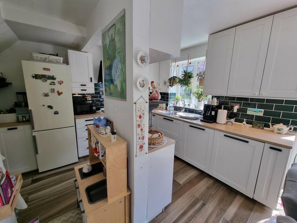 3 bedroom semidetached house for sale in Gladstone Road, Barry, The