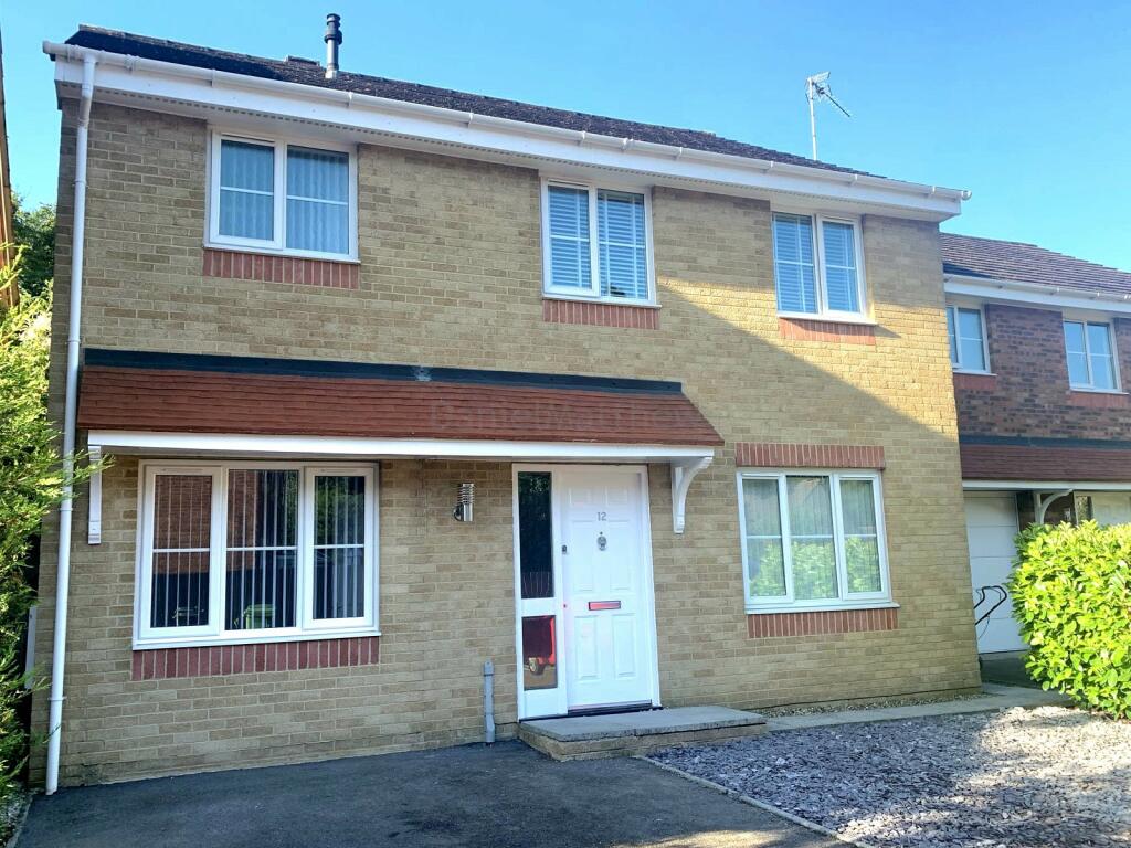 4 bedroom detached house for rent in St. Marys Court, Cardiff. CF5 5PU, CF5