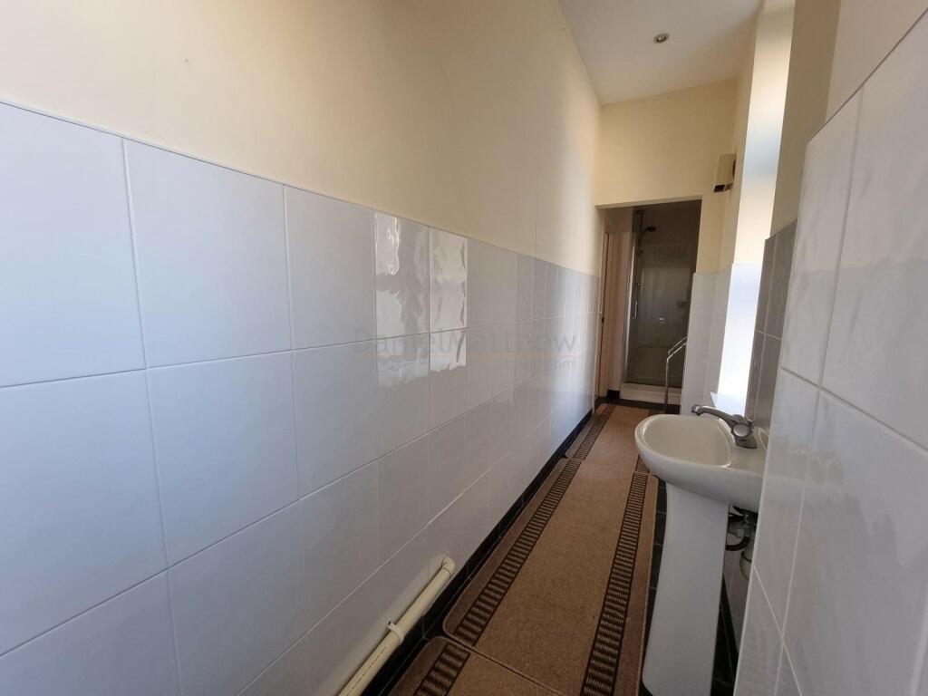 Additional property image - Lower Holmes Street, Barry. CF63 2JR