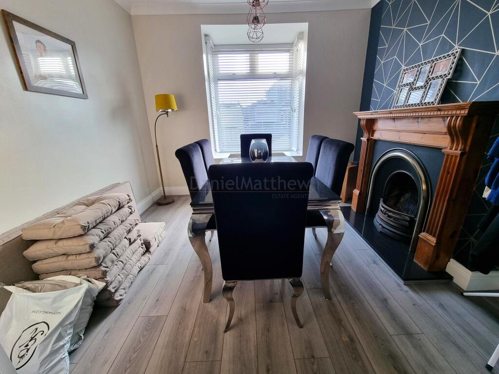Additional property image - Coldbrook Road East, Barry, The Vale Of Glamorgan. CF63 1NG