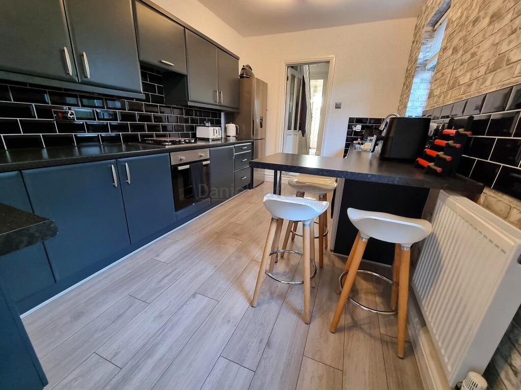 Additional property image - Coldbrook Road East, Barry, The Vale Of Glamorgan. CF63 1NG