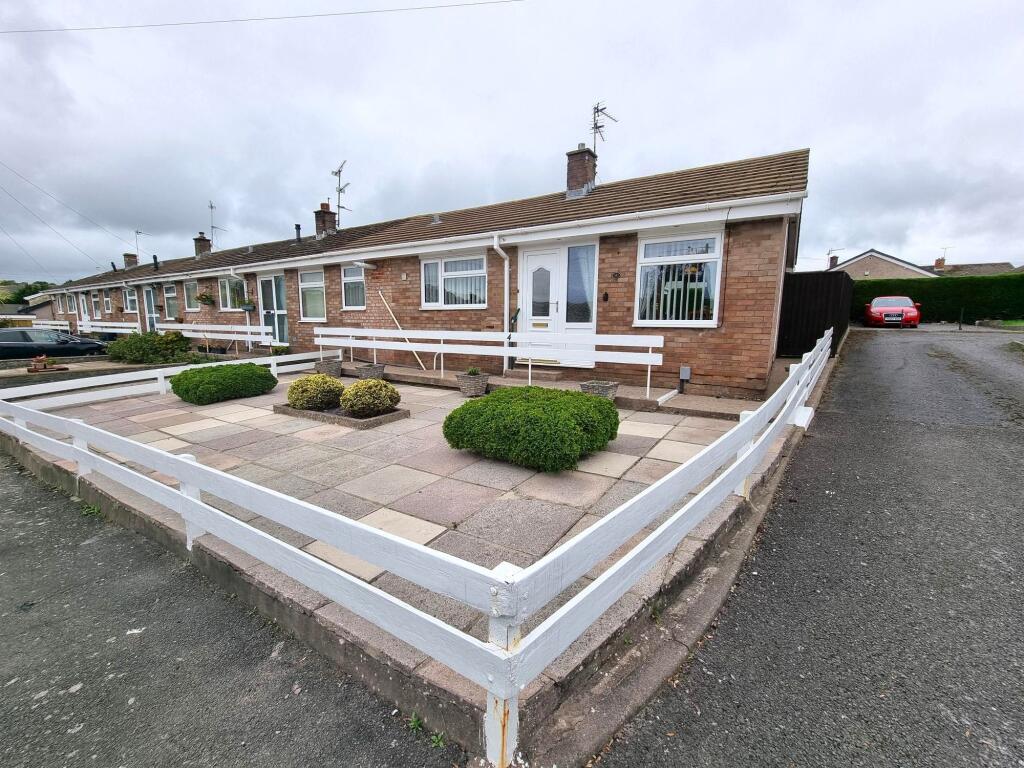 Main image of property: Greenlawns, Barry, CF62