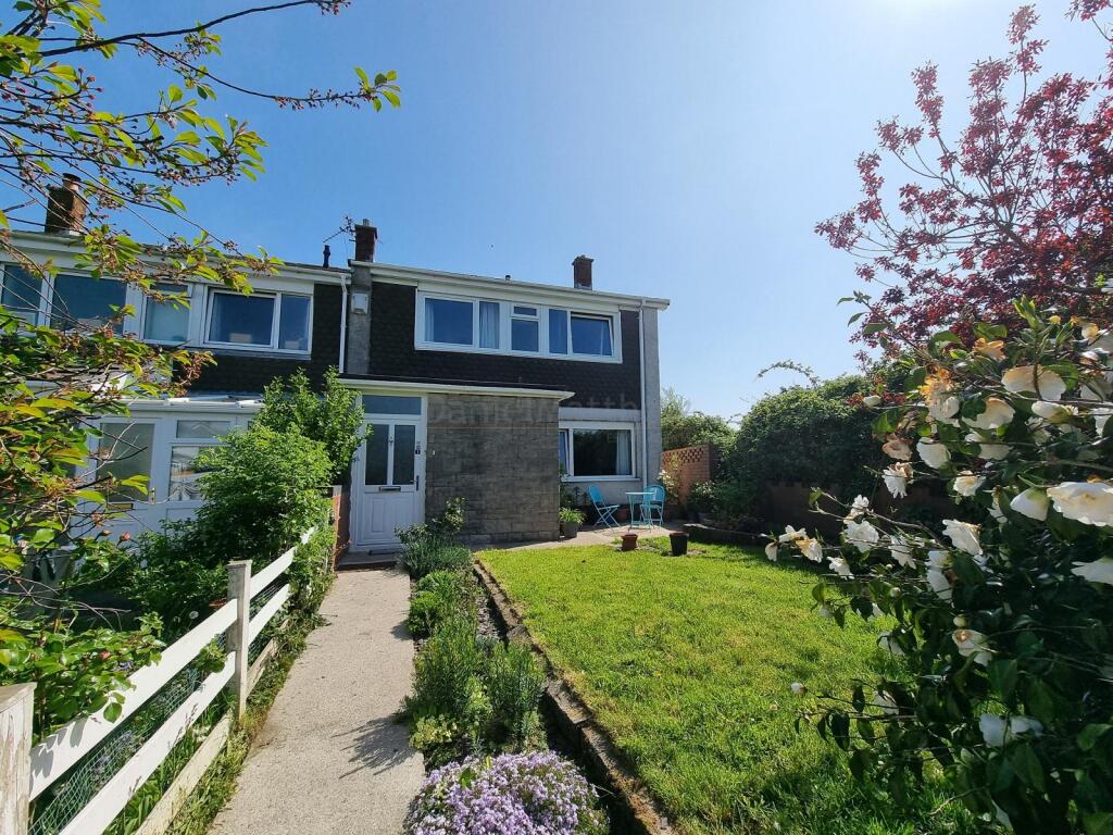 Main image of property: Heathfield Drive, Barry, The Vale Of Glamorgan. CF62 9UG