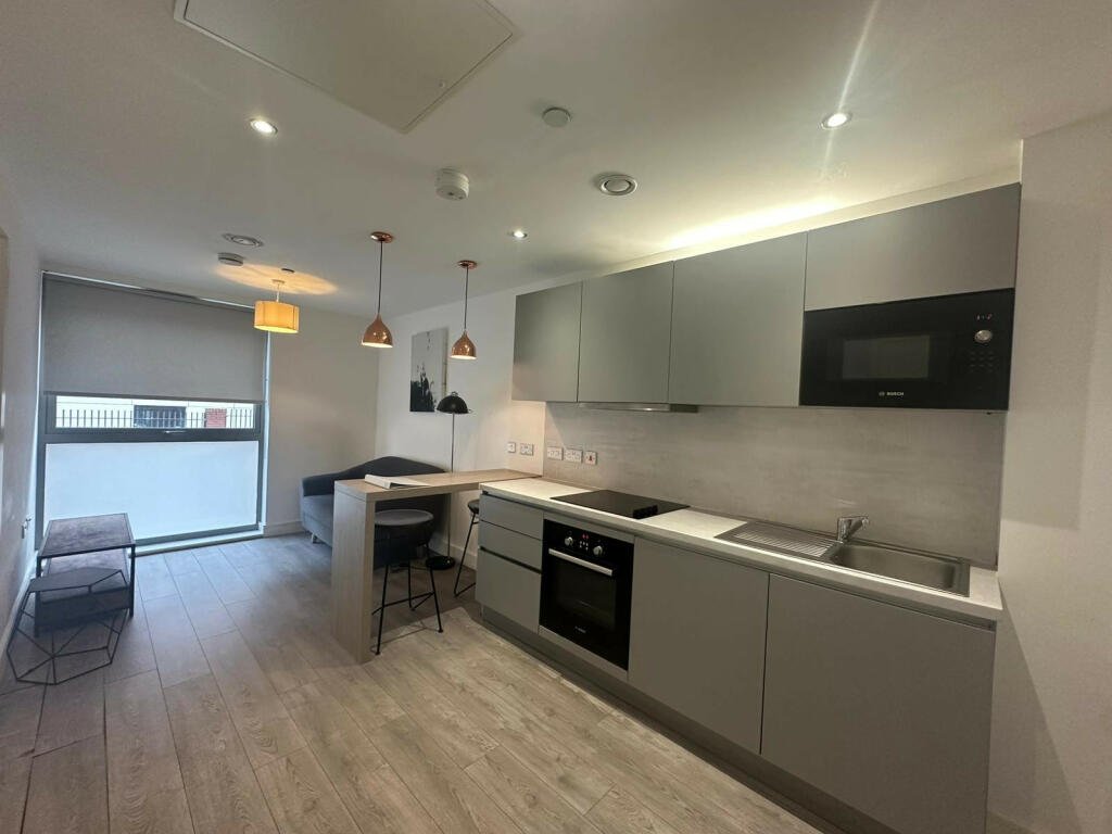 Main image of property: 16 Henry Street, Sheffield, South Yorkshire, S3