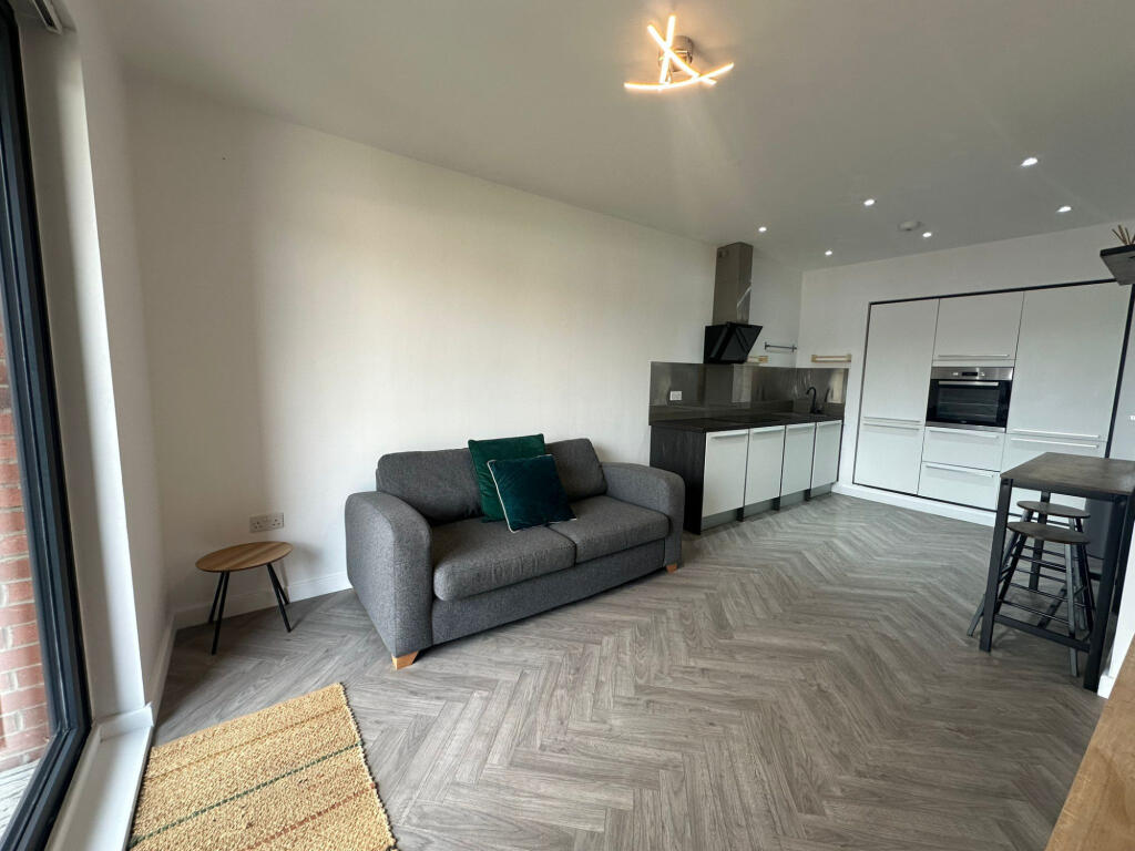 Main image of property: 33 Dun Fields, Sheffield, South Yorkshire, S3