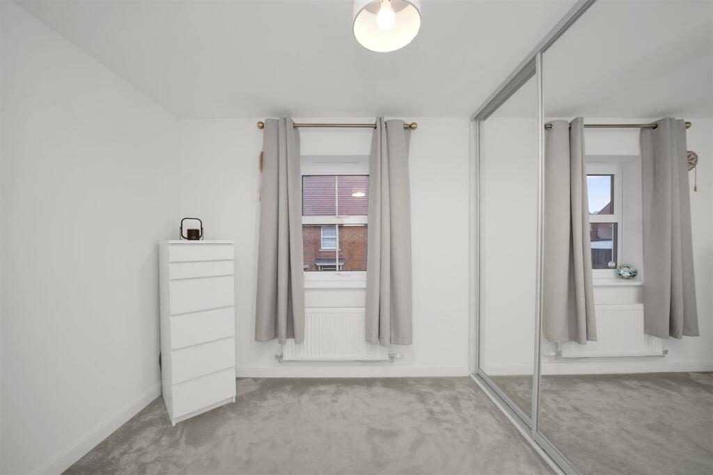 Additional property image - Freeman Close, Castle Hill, Ebbsfleet Valley