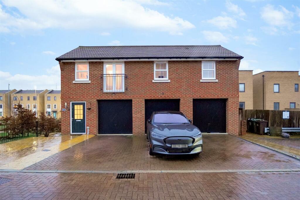 Additional property image - Freeman Close, Castle Hill, Ebbsfleet Valley