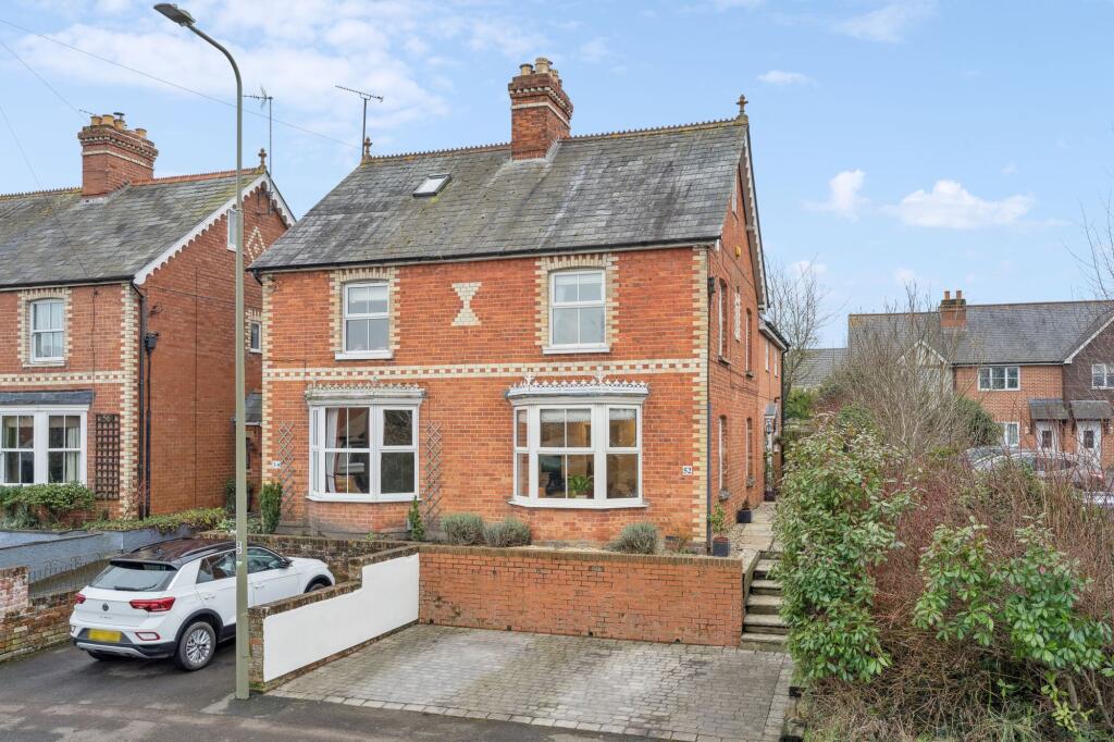 Main image of property: Charlton Road, Wantage, OX12
