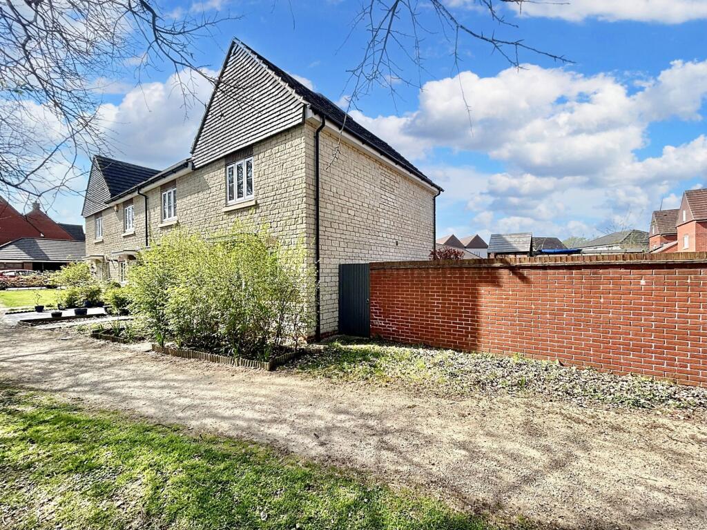 Main image of property: Denchworth Road, Wantage, OX12