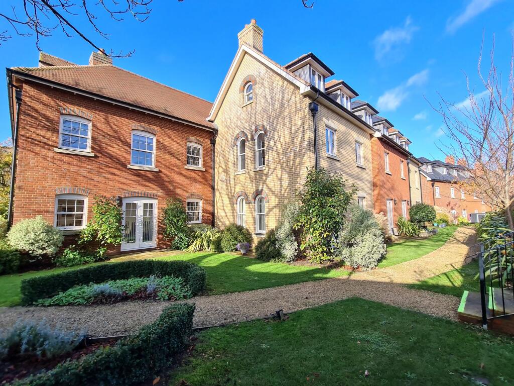 Main image of property: Church Street, Fleur De Lis, OX12