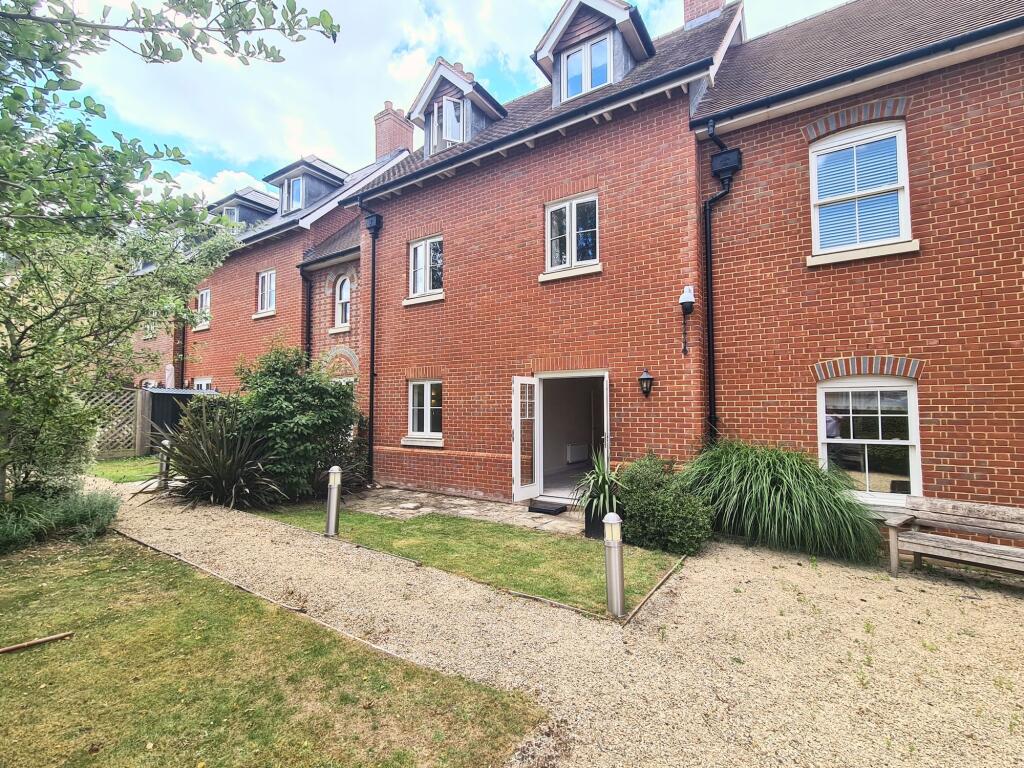 Main image of property: Church Street, Fleur De Lis, OX12