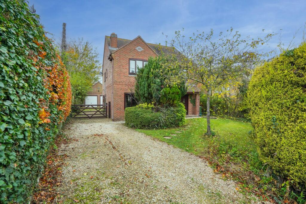 Main image of property: Larkhill, Wantage, OX12