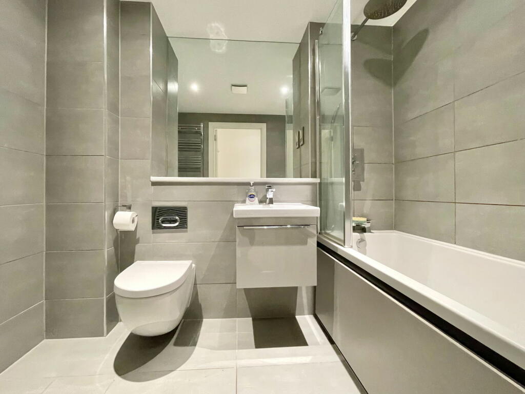 Additional property image - Broadoaks, Streetsbrook Road, Solihull