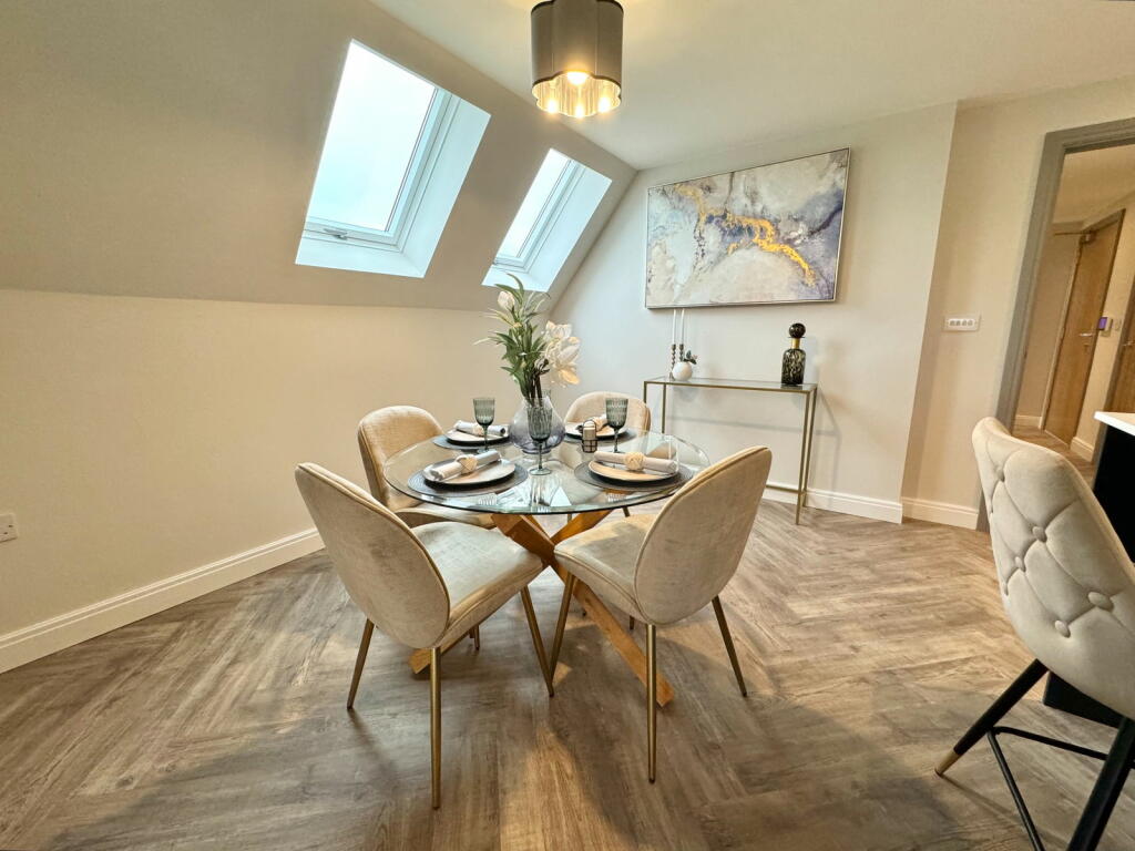 Additional property image - OAK TREE PLACE, Tanworth Lane, Shirley