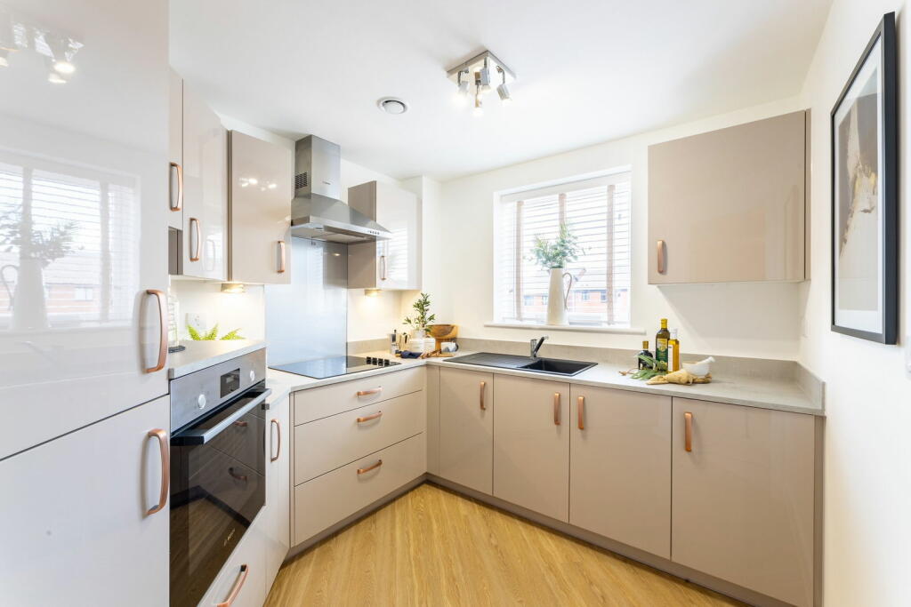 Additional property image - New Retirement Property, Apt 47 Wheatley Place, Connaught Close, Shirley