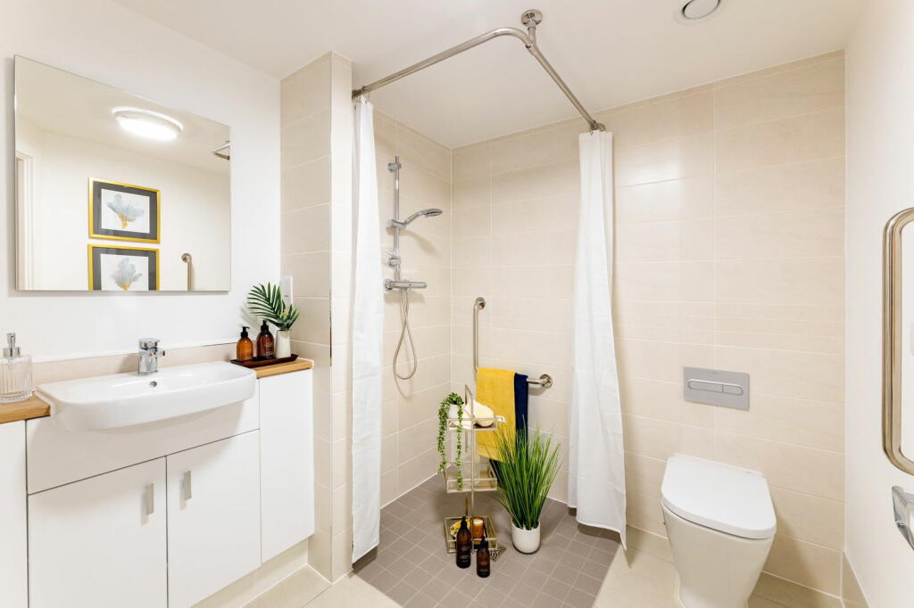 Additional property image - New Retirement Property, Apt 47 Wheatley Place, Connaught Close, Shirley