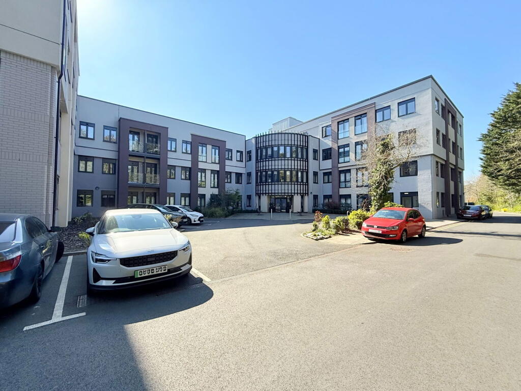 Main image of property: Broadoaks, Streetsbrook Road,solihull,B91 1QY
