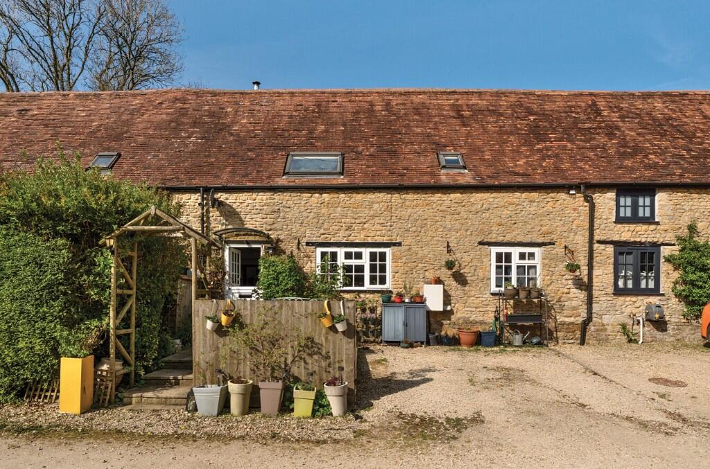 Main image of property: Leigh Common, Wincanton, Somerset, BA9 8LE