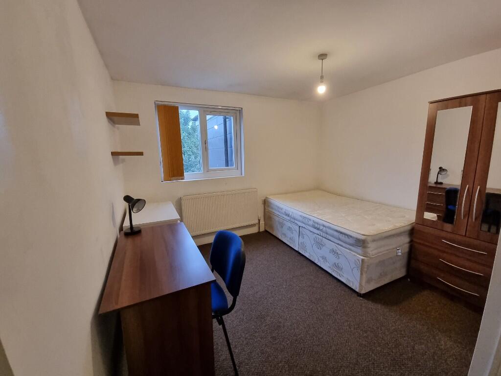 Main image of property: Bristol Road, Birmingham, B29