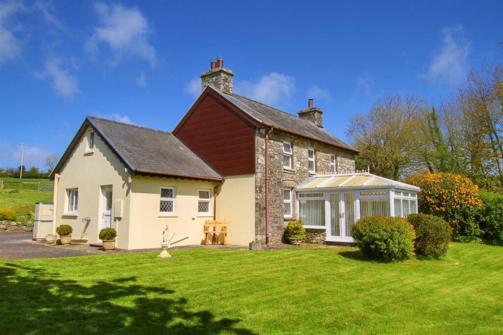 3 bedroom smallholding for sale in Glynarthen, Llandysul, SA44