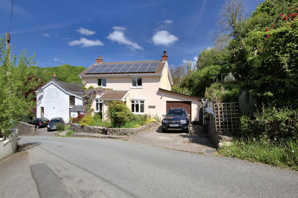 Main image of property: Maesllyn, Llandysul