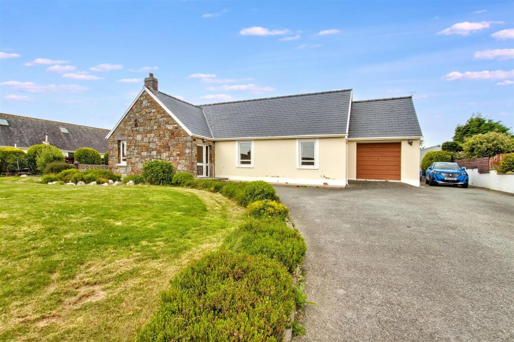 Main image of property: Eglwyswrw, Crymych