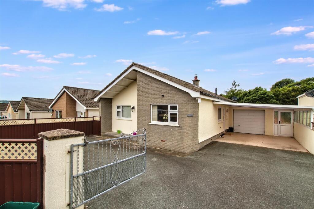 Main image of property: Cnwc Y Dintir, Cardigan