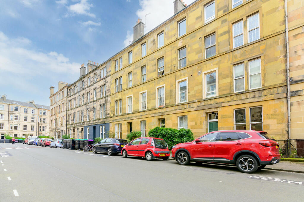 3 bedroom flat for sale in 25 Flat 6 Panmure Place, Edinburgh, EH3