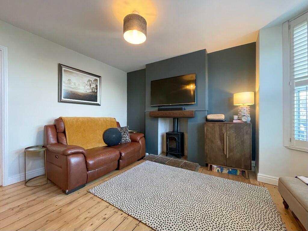 3 bedroom end of terrace house for sale in Bedford Road Willington