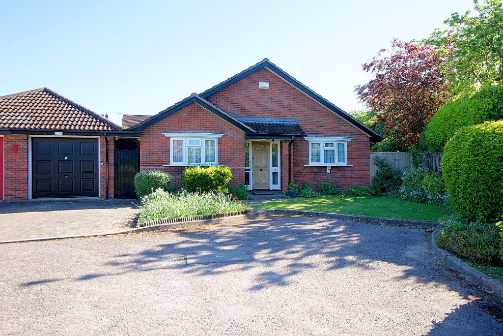 Main image of property: Windsor Gardens | Bedford | Beds | MK40 | quiet location