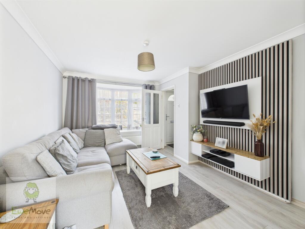 Main image of property: Rushdean Road, Rochester, ME2 2QA