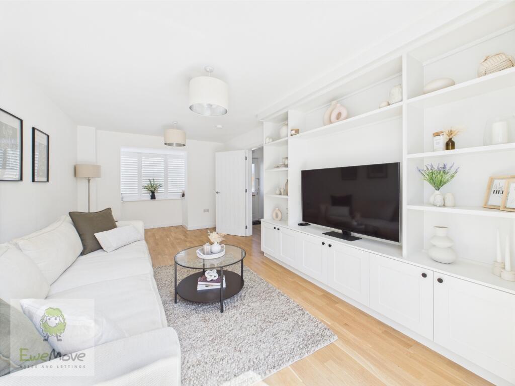 Main image of property: Whitworth Close, Hoo St. Werburgh, Rochester ME3 9UU
