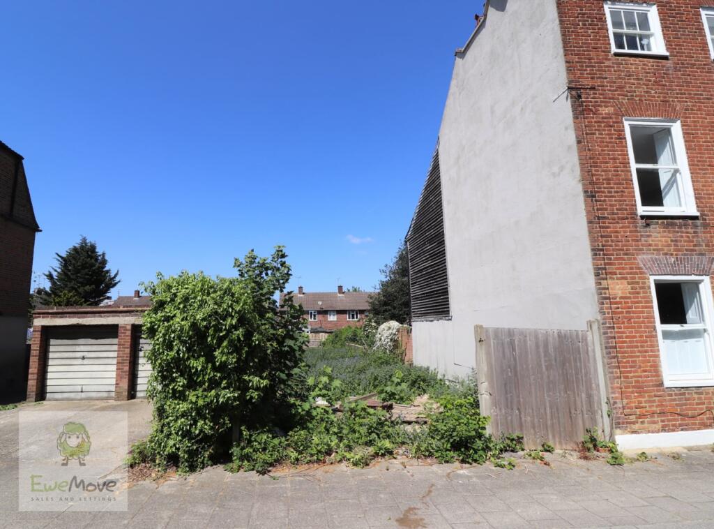 Main image of property: Land For Sale, Mansion Row, Brompton, Gillingham ME7 5SE