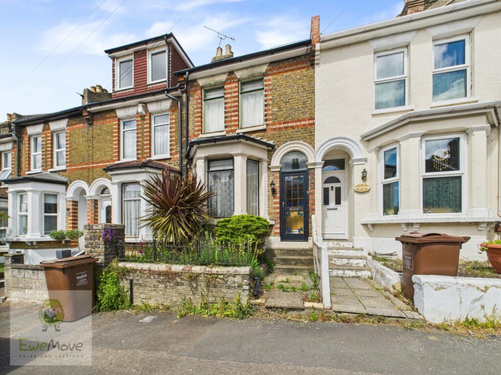 Main image of property: Prospect Avenue, Strood, Rochester, ME2 3BZ