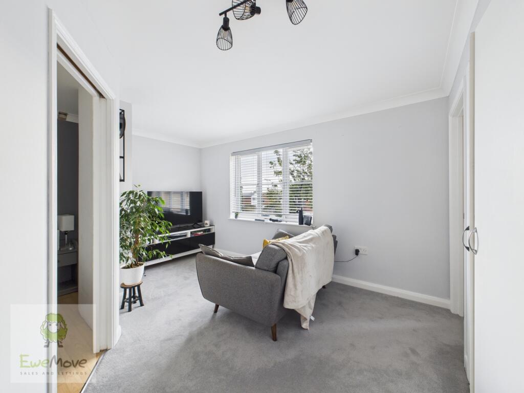 Main image of property: Nursery Gardens, Hoo St. Werburgh, ME3 9BN