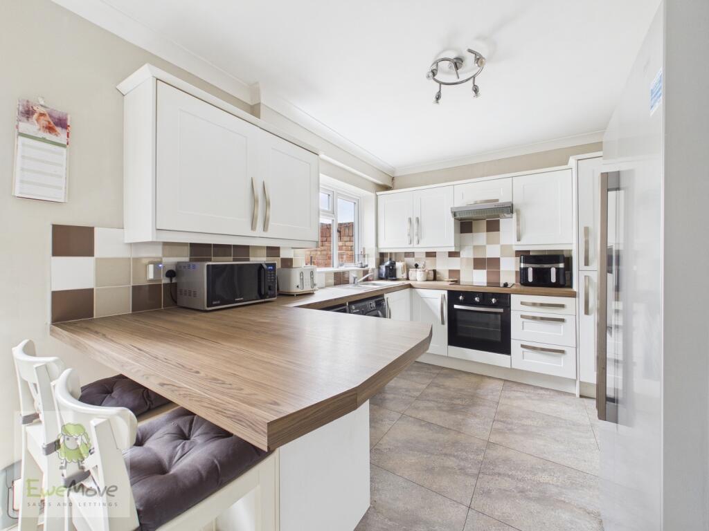 Main image of property: Carnation Road, Strood, Rochester, ME2 2YF