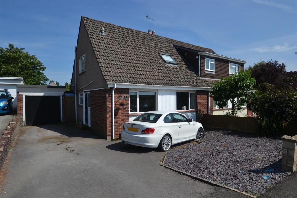 Main image of property: Valley Close, Nailsea