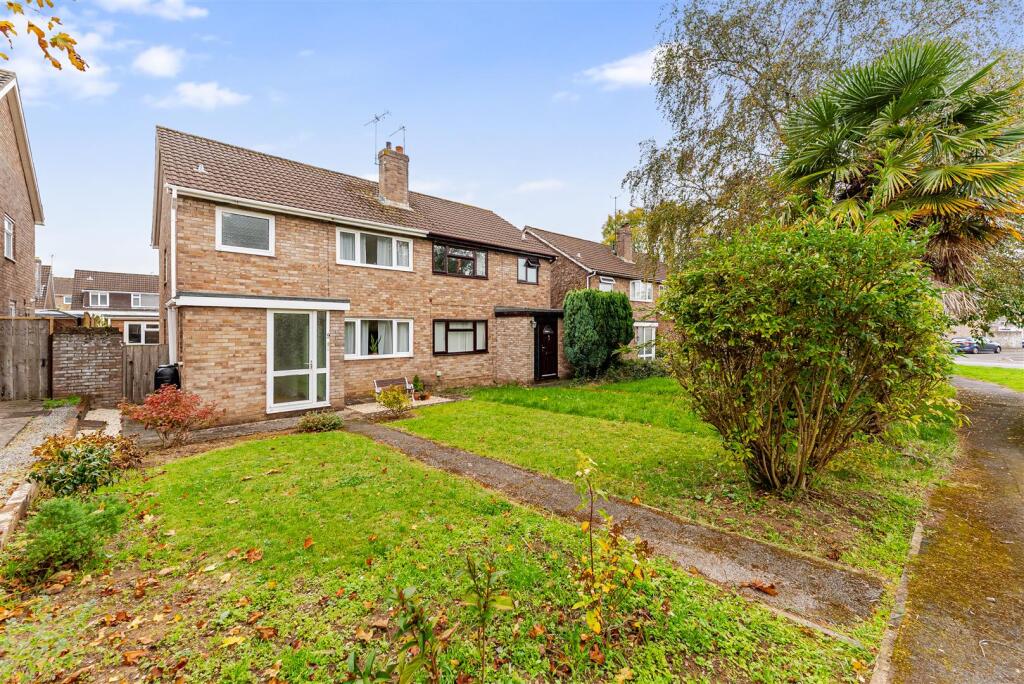 Main image of property: Fosse Close, Nailsea
