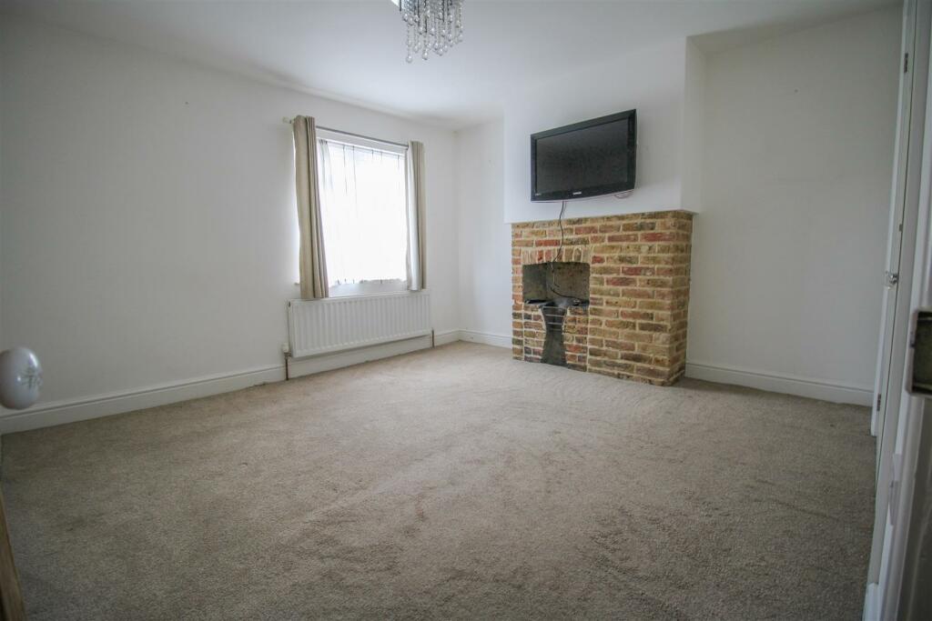 Additional property image - West Road, Sawbridgeworth