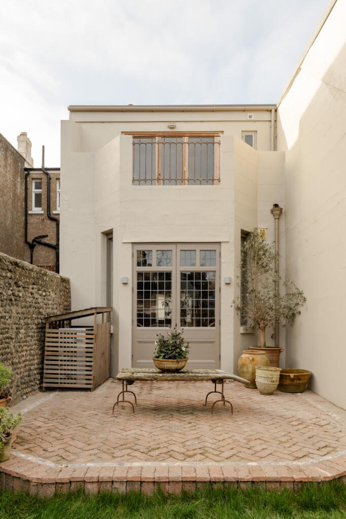 Additional property image - The Old Bank, Shoreham-by-Sea, West Sussex