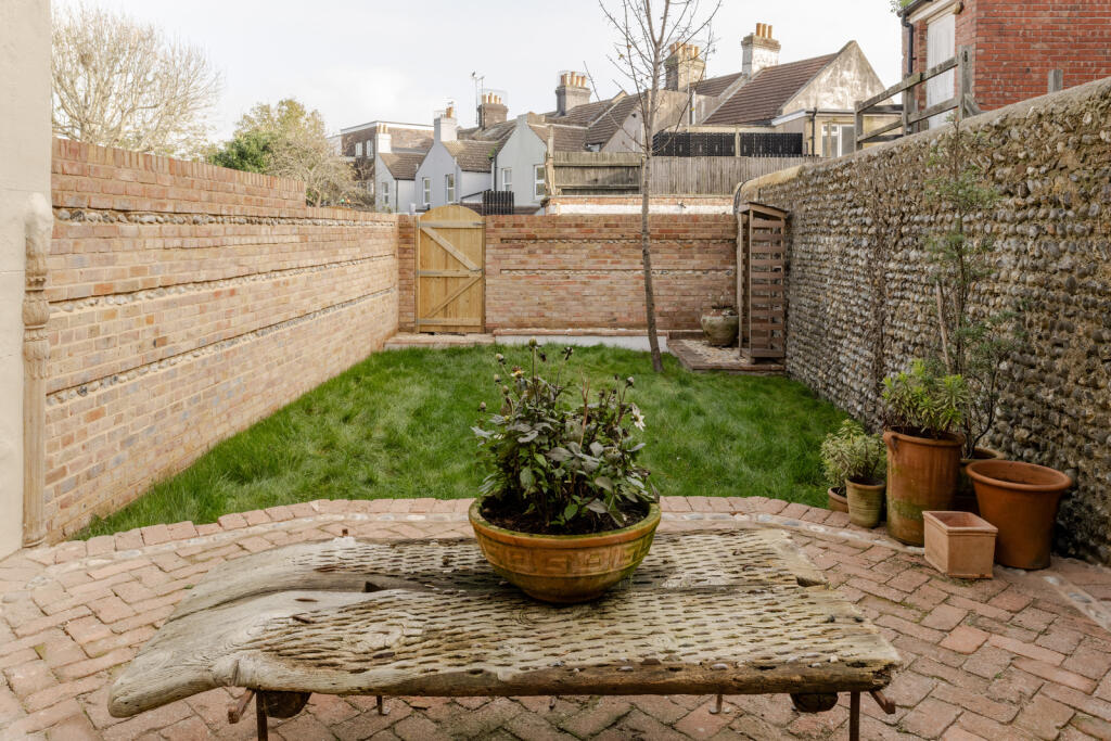 Additional property image - The Old Bank, Shoreham-by-Sea, West Sussex
