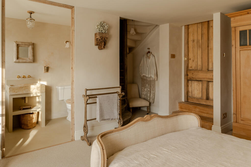 Additional property image - The Old Bank, Shoreham-by-Sea, West Sussex
