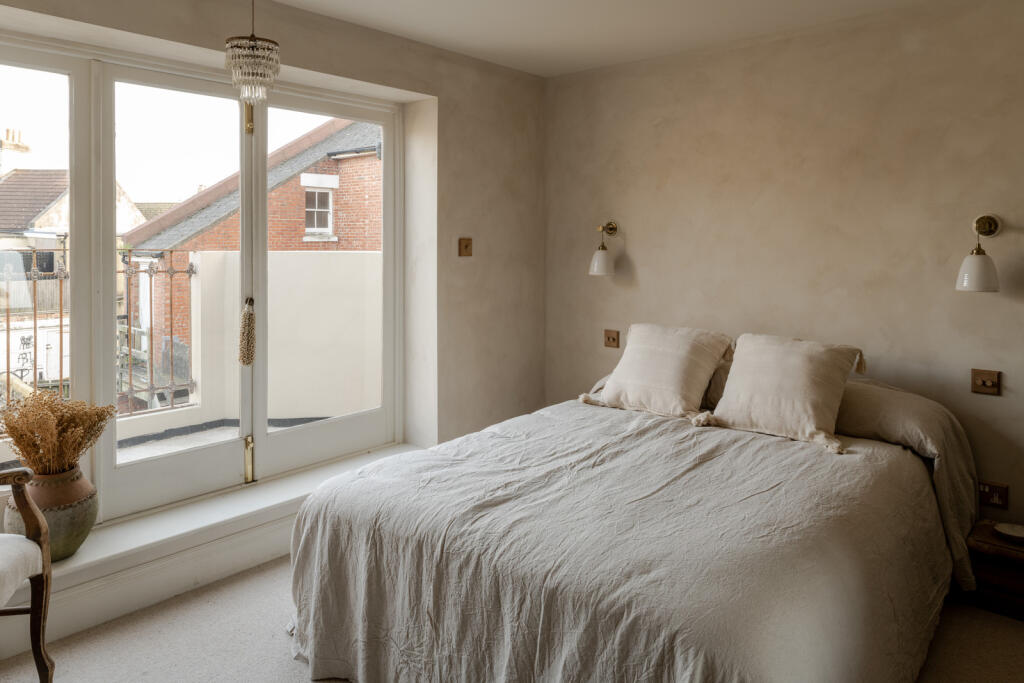 Additional property image - The Old Bank, Shoreham-by-Sea, West Sussex