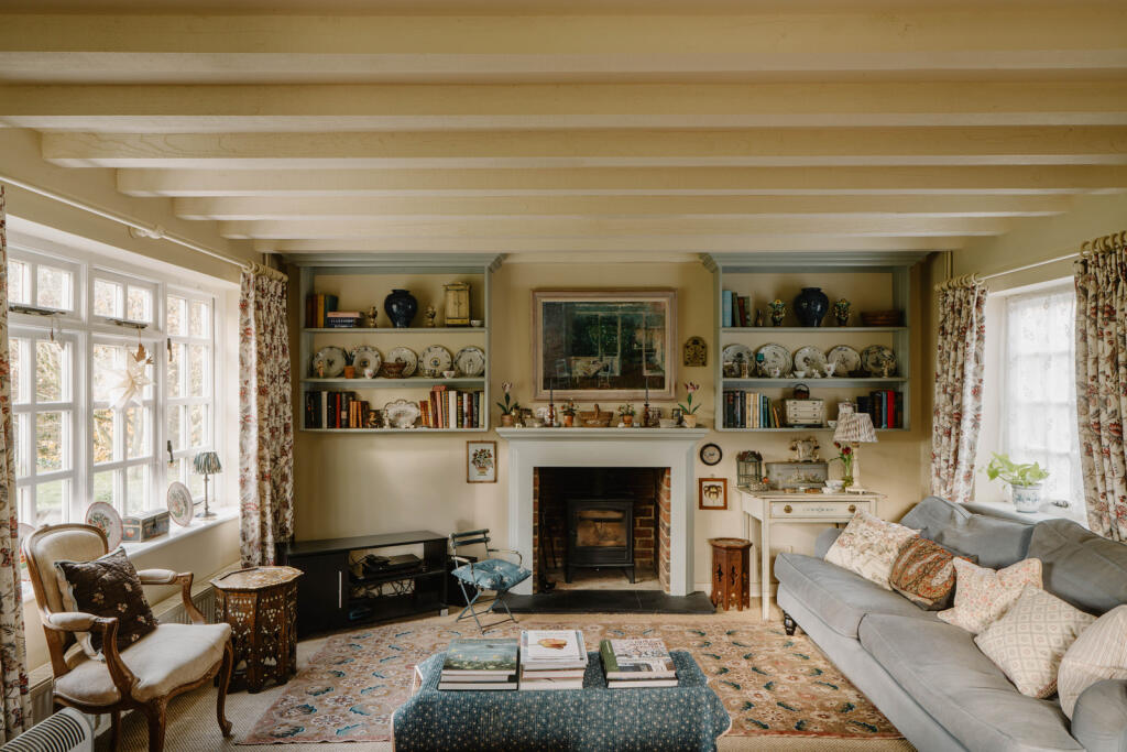 Main image of property: Deeze, Appledore, Kent