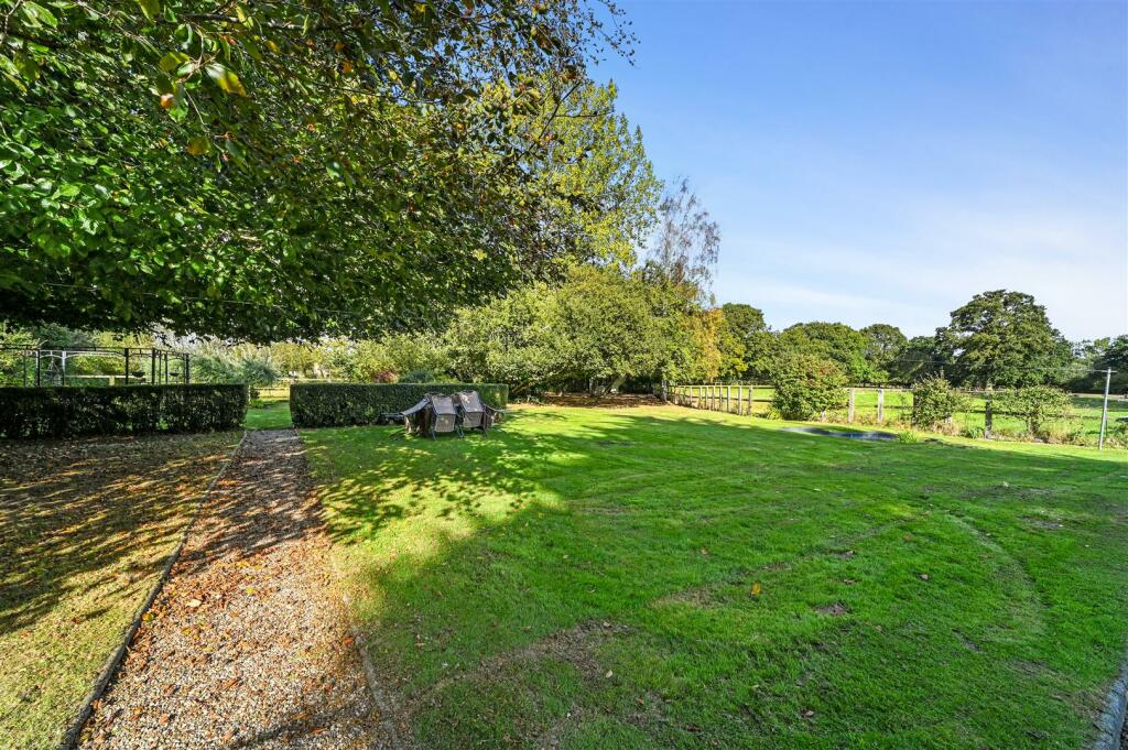 Additional property image - Ardleigh, Colchester