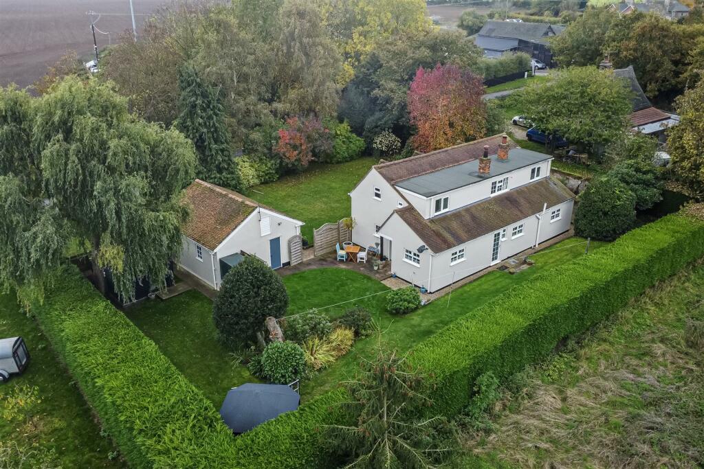 Additional property image - Colchester Road, Wix, Manningtree