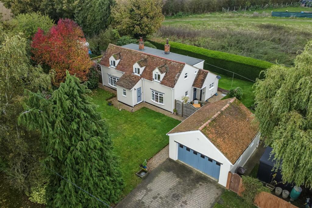 Additional property image - Colchester Road, Wix, Manningtree