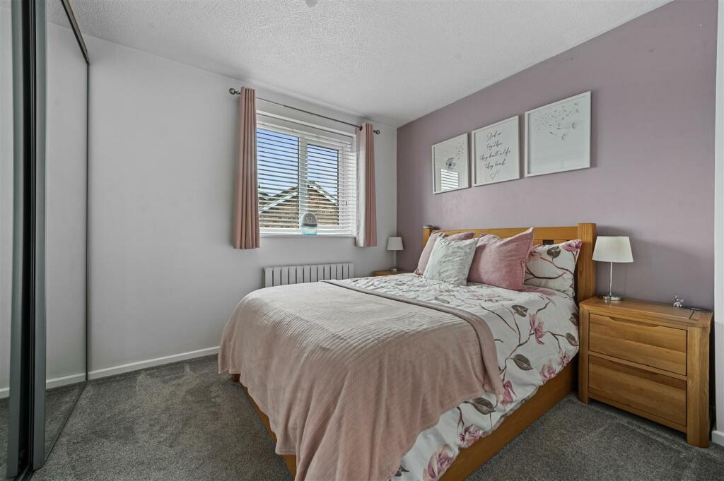Additional property image - Lydgate Close, Lawford, Manningtree