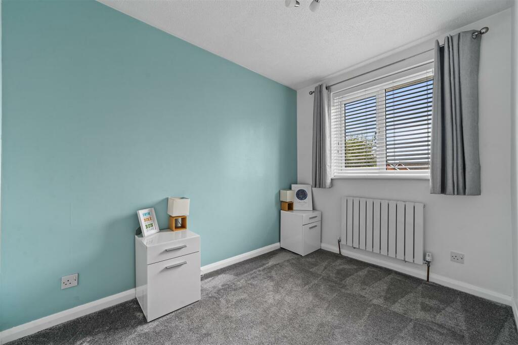 Additional property image - Lydgate Close, Lawford, Manningtree