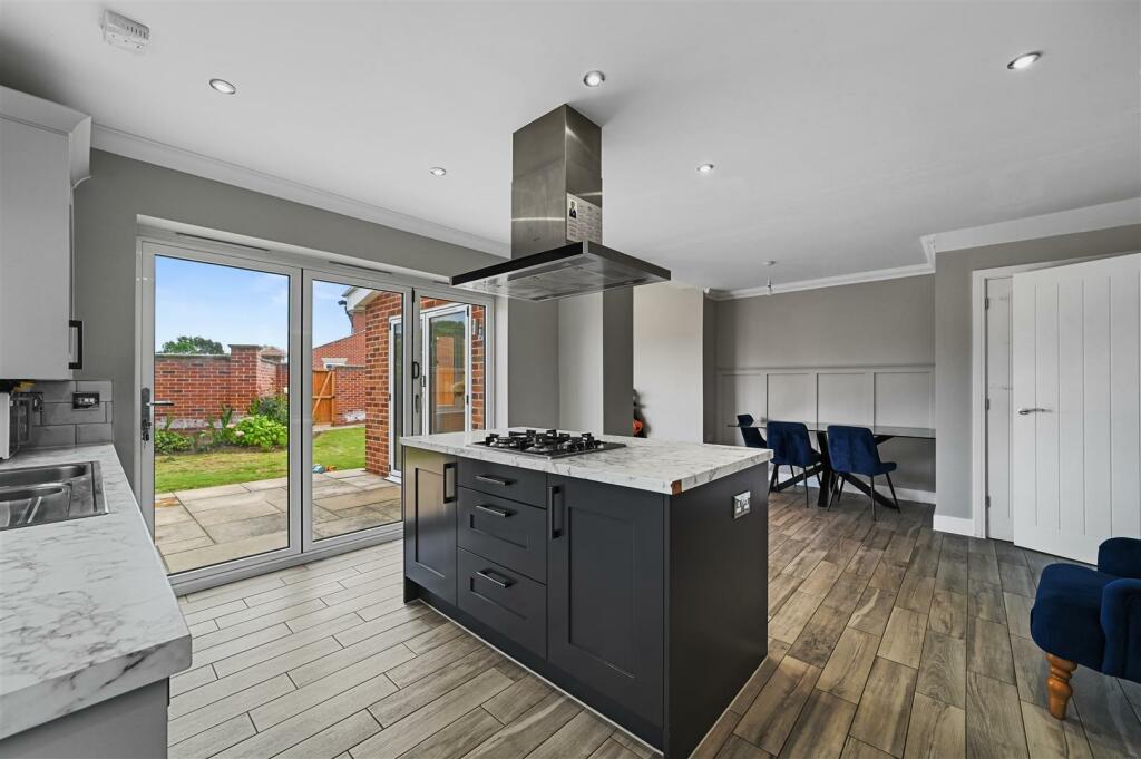 Additional property image - The Avenue, Lawford, Manningtree